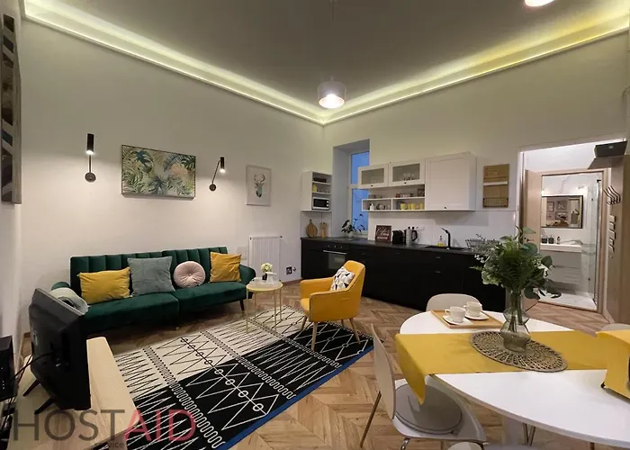 M10 Apartment - Hostaid